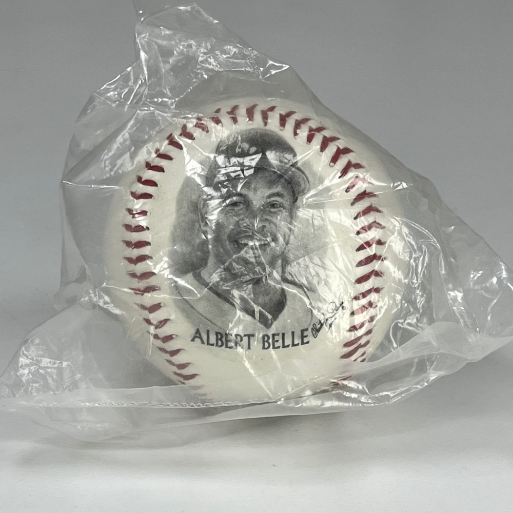 Albert Belle 1996 Burger King MLB Cleveland Indians Souvenir Baseball Sealed